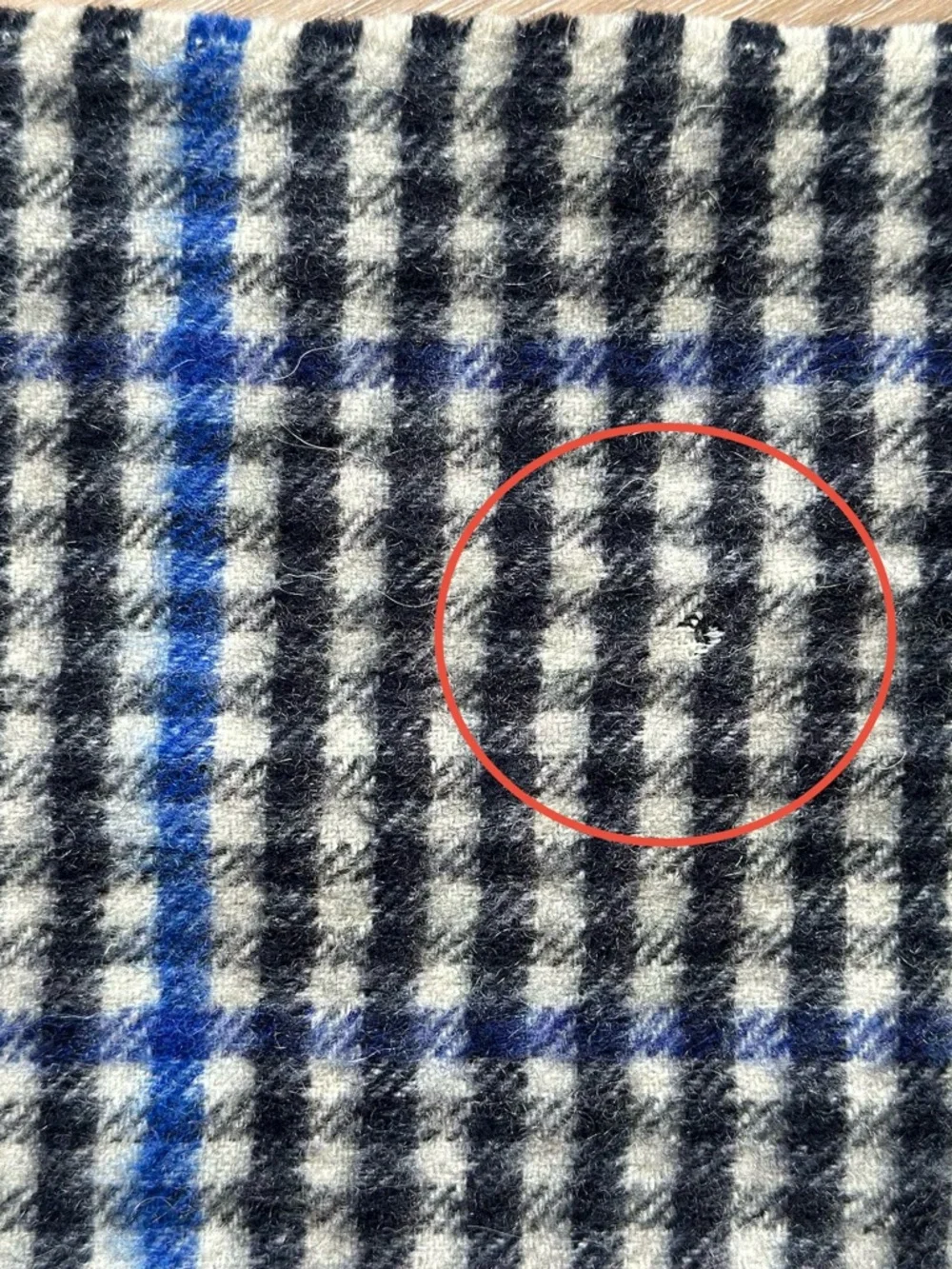 Johnstons of Elgin Cashmere Wool Scarf Made in Scotland - Blue Check